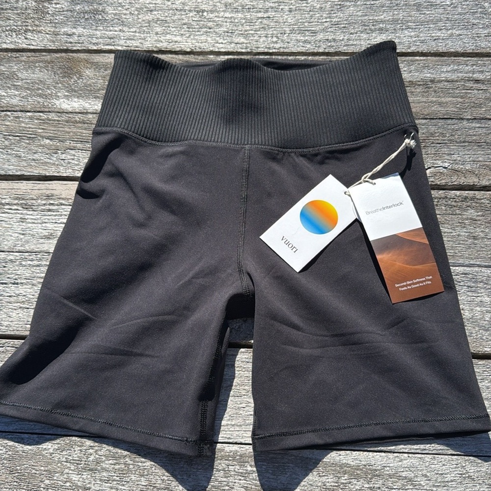 VUORI Rib Studio Short Women's Performance BIKE Shorts black NWT size XS‎